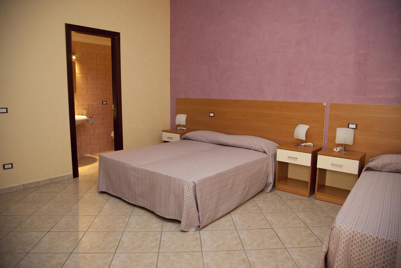 Bed and Breakfast Il Portico Dei Normanni Бутера Экстерьер фото